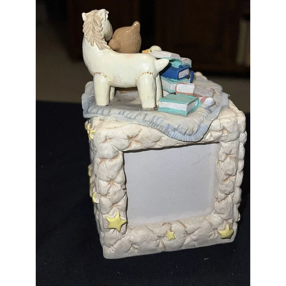 Vt 4 Sided Picture BoxMusic Box. Sanko It’s A Small World After All. Horse &Be